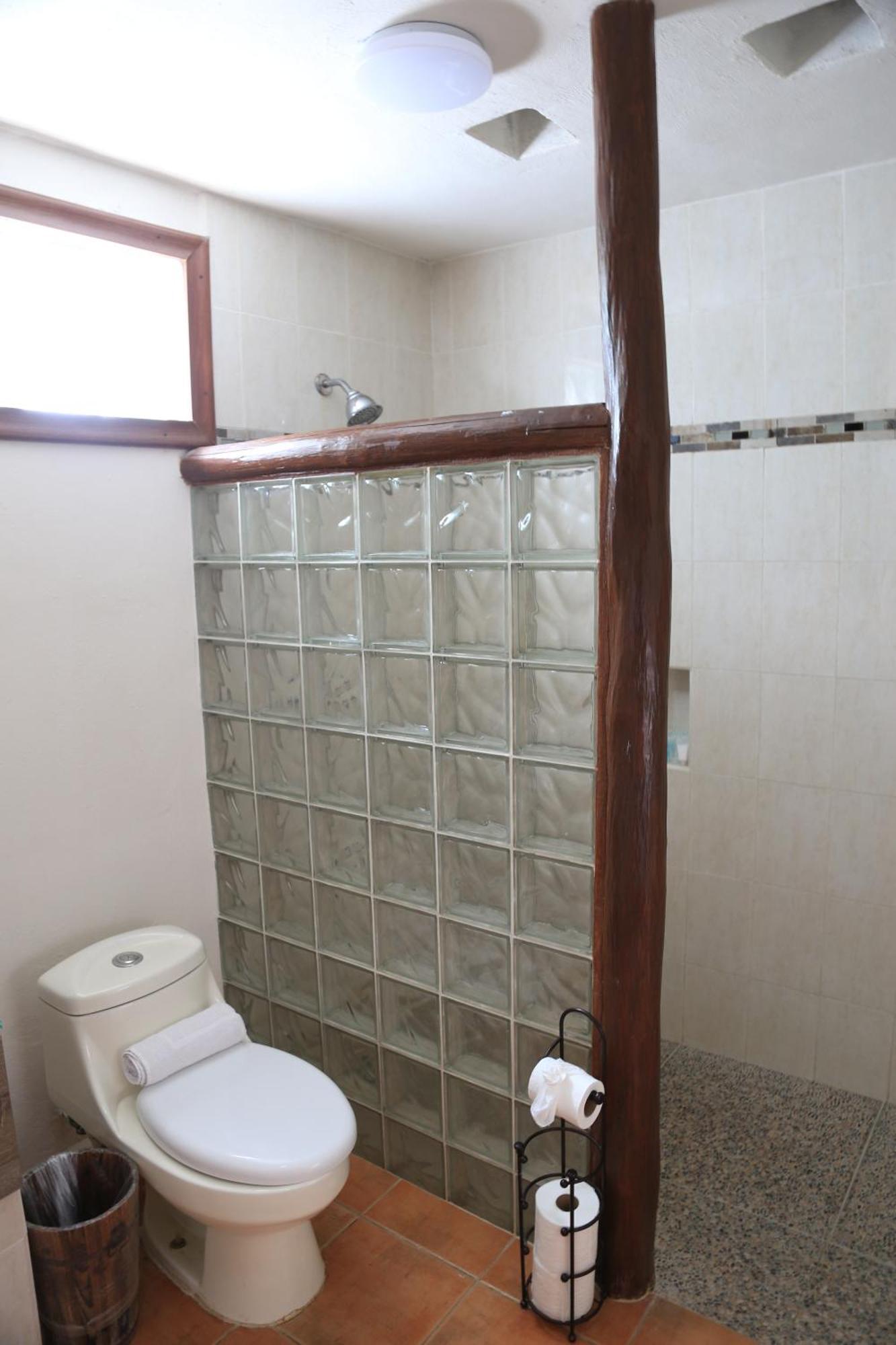 מלון Aluxes בקאלאר מראה חיצוני תמונה